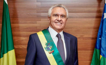 Ronaldo Caiado, pré-candidato à Presidência da República, é entrevistado no Programa Adelor Lessa