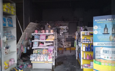 Incêndio em farmácia e espaço de Pilates, em Nova Veneza