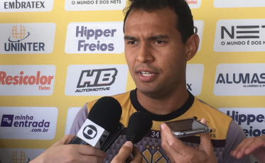 Vinícius desencanta, mas lamenta gols sofridos