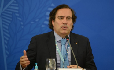 Auxílio só será depositado em contas fora da Caixa a partir do dia 30