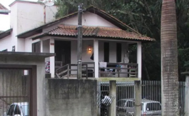 Caixa anuncia leilão de três imóveis em Criciúma e um em Içara