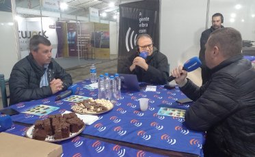 Programa Adelor Lessa ao vivo da Festa da Tainha no Rincão