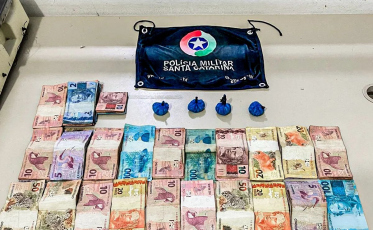 Polícia Militar apreende 256 pedras de crack em Tubarão