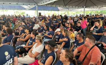 Professores da rede estadual cobram reajuste de 23% 
