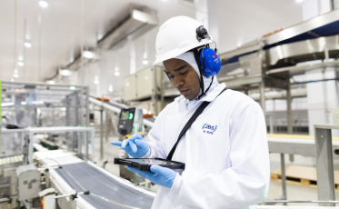 JBS abre 100 vagas de emprego no Sul de SC