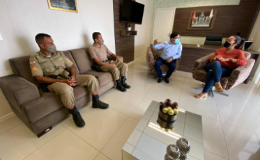 Sancionada a lei que que regulamenta o transporte por aplicativo