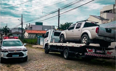PM recupera veículo com registro de furto em Criciúma 