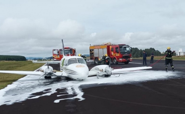 SC: Avião do governo faz pouso de emergência em Lages