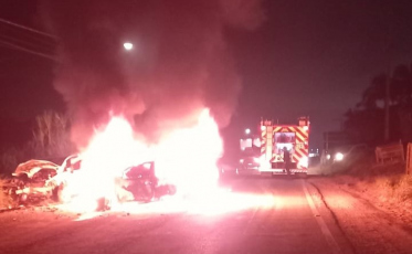 Três pessoas ficam feridas em colisão com incêndio em Urussanga