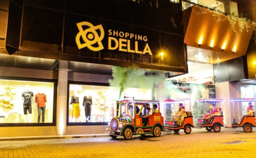 Fim de semana com atrações e horário especial no Shopping Della