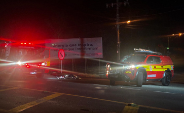 Ciclista morre após ser atingido por carro em Criciúma