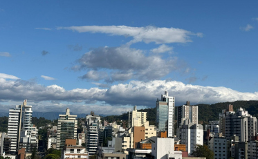 [Áudio] Tempo firme e ensolarado nesta segunda-feira 