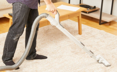 As 6 coisas que você nunca deve limpar sozinho em casa