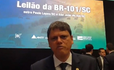 Ministro comemora resultado de leilão de BR-101
