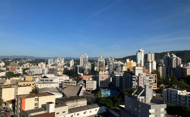 Márcio Sônego: céu limpo em Criciúma e região nesta terça-feira (ÁUDIO)
