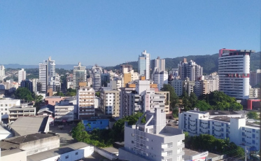 Tempo bom e máxima de 38°C nos próximos dias em Criciúma