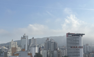 Após semana de frio, SC amanhece com temperaturas mais amenas e muita nebulosidade