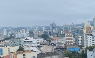 [Áudio] Final de semana de sol e calor em Criciúma 