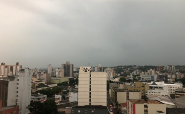Domingo deve registrar pancadas de chuva