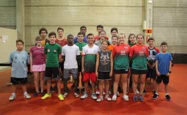 Equipe de tênis de mesa de Criciúma disputa estadual em São José