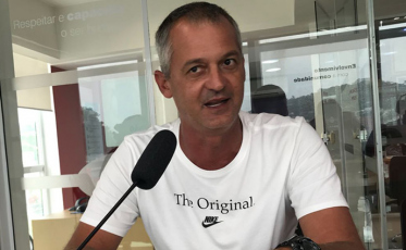 Lisca afirma que Dal Farra queria baixar o salário dos jogadores