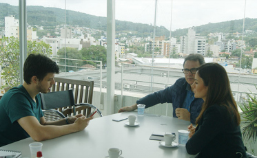 Diretora de Comunicação da Alesc no 4oito