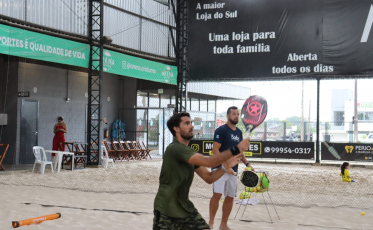 Beach Tennis: Melhores do mundo treinam em Criciúma