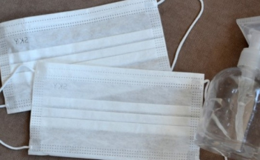 Estabelecimentos abrem, mas distanciamento social segue como orientação principal