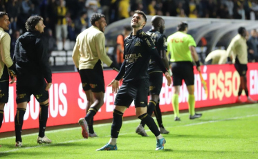 Criciúma vai trabalhar com menos de 30 jogadores para a Série B