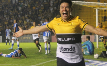 Criciúma encaminha acerto com Marquinhos Gabriel 