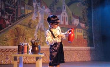 Tiquinhos encenam Portinari no Elias Angeloni (VÍDEO e FOTOS)