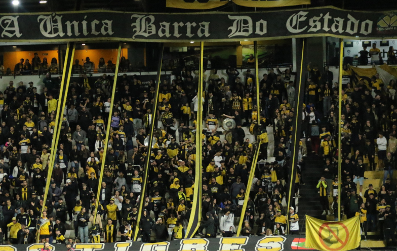 Criciúma abre venda de ingressos pela metade do preço para o clássico contra o Avaí