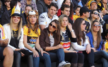 Mulheres poderão entrar de graça no jogo entre Criciúma e Tubarão