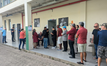 Eleições 2024: troca de urna no Bairro da Juventude