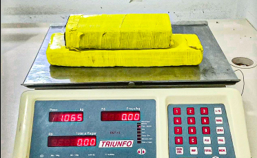 Adolescente é preso com um quilo de maconha em Tubarão 