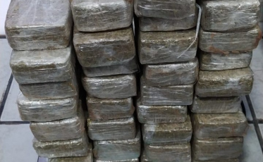 Barra Velha: com mais de 16 quilos de maconha, dupla é presa na BR-101