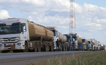Transporte de cargas não irá parar no domingo