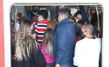 Covid-19: Brasil registra 29,3 milhões de casos e 655 mil óbitos