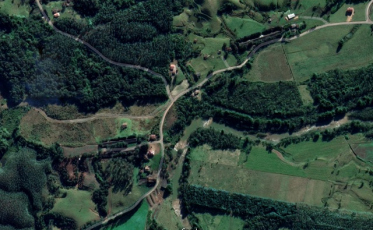 Em Treviso, quedas de postes causam acidentes