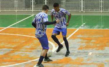 Caravaggio realiza treino em ginásio nesta sexta-feira 