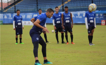 Tubarão tenta fugir da lanterna da Copa Santa Catarina nesta quinta-feira