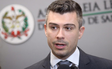 Resta um voto para que a PEC do voto direto comece a tramitar 