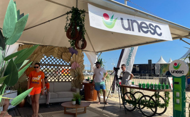 Beach Tennis: Torcedores aproveitam conforto da Arena do Rincão