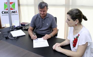 UPA do Rio Maina: solicitação de licitação para projeto arquitetônico é assinada