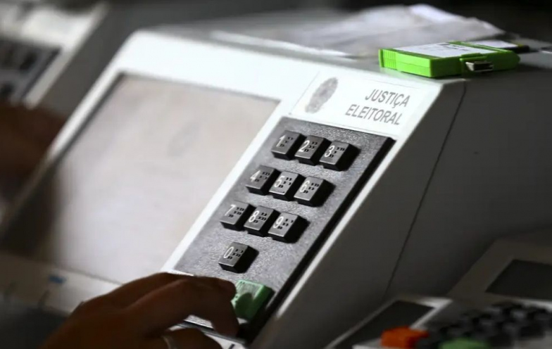 Do primeiro voto ao resultado: Som Maior, 4oito e Unesc acompanham as Eleições 2026