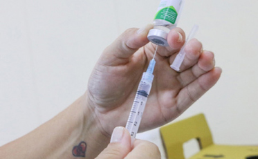 Covid-19: Criciúma bate recorde de vacinação e segue aplicações nesta sexta-feira