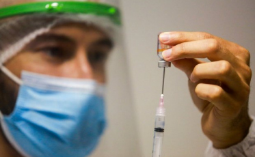 Covid-19: novas primeiras doses da vacina devem chegar em Criciúma nesta sexta-feira 