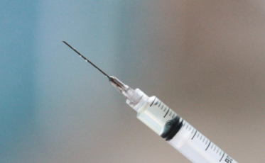 Sindicato dos Jornalistas de SC pede prioridade de vacinação aos profissionais de imprensa