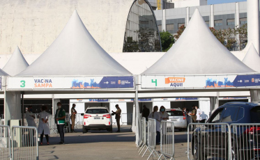 Câmara aprova projeto que amplia categorias prioritárias na vacinação