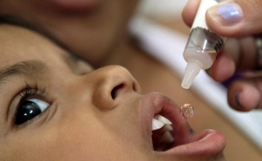 Início da vacinação contra a pólio tem boa procura em Criciúma 